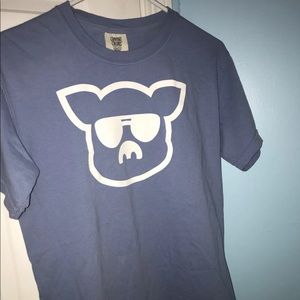 Island Outfitters pig tee